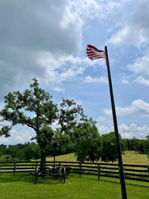 Bourbon Trail Cabin On The Farm Lawrenceburg Ngoại thất bức ảnh
